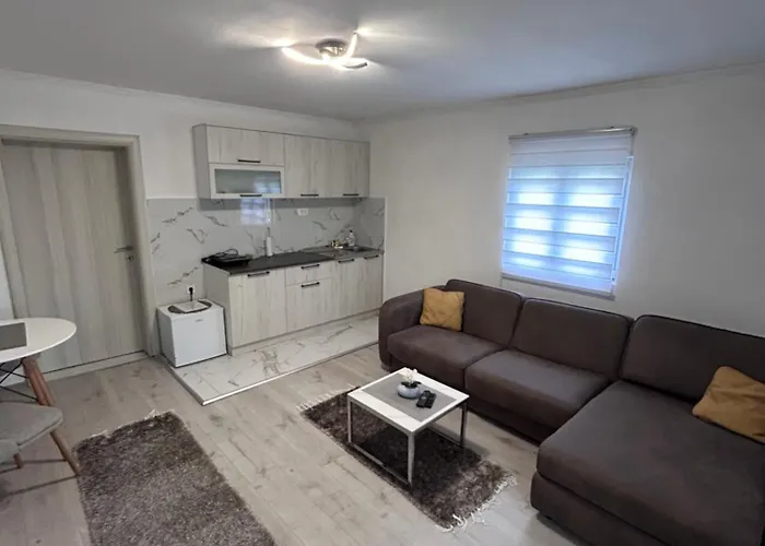 Apartment Airport Dd